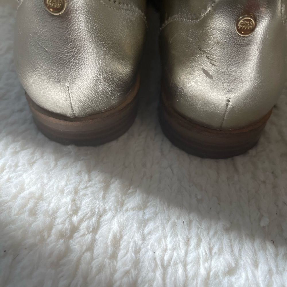 Metallic Gold Lace-Up Women's Oxford Shoes - Picture 4 of 10